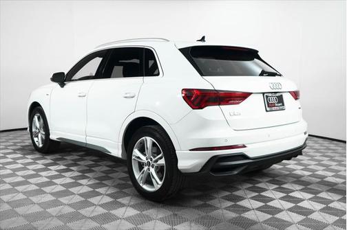 2024 Audi Q3 45 S line Premium Plus