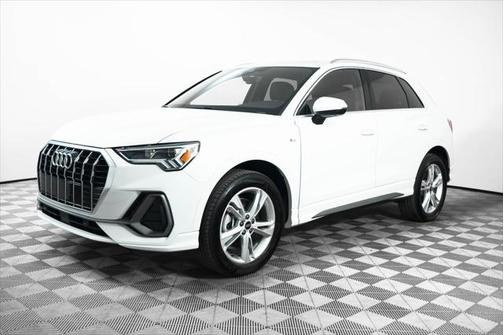 2024 Audi Q3 45 S line Premium Plus