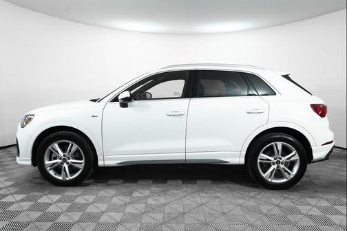 2024 Audi Q3 45 S line Premium Plus