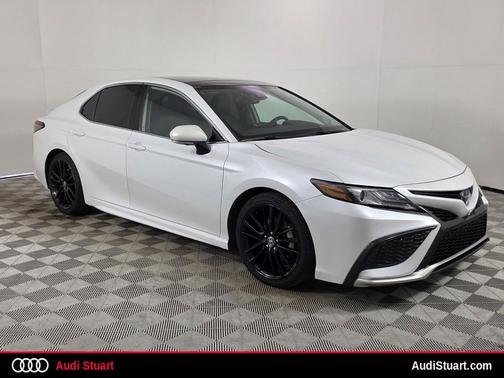 Wind Chill Pearl 2023 Toyota Camry XSE