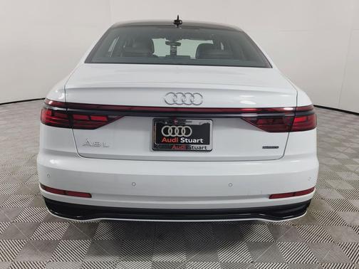 2026 Audi A8 55 TFSI quattro Tiptronic