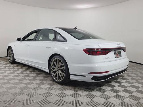 2026 Audi A8 55 TFSI quattro Tiptronic