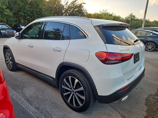 2022 Mercedes-Benz GLA 250 Base