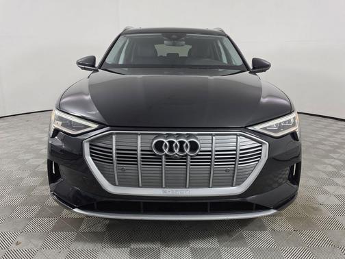 Brilliant Black 2019 Audi e-tron Premium Plus