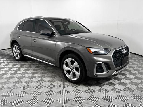 2023 Audi Q5 45 S line Premium Plus