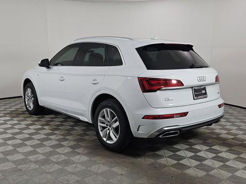 2022 Audi Q5 45 S line Premium