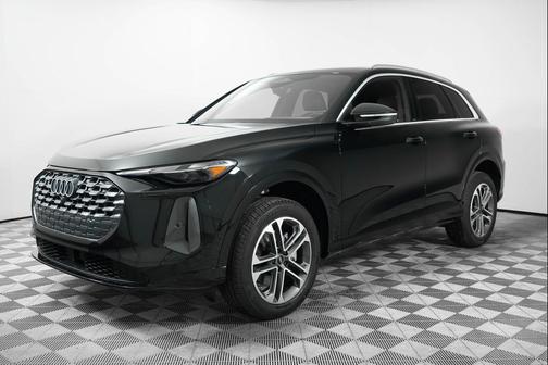 2025 Audi Q5 Premium