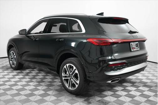 2025 Audi Q5 Premium