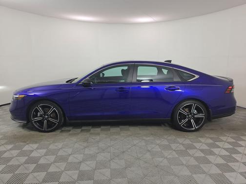 Still Night Pearl 2023 Honda Accord Hybrid Sport