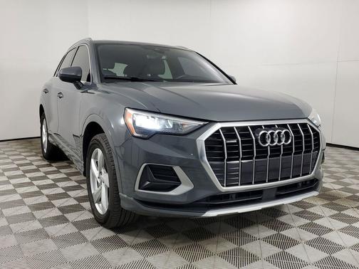 Nano Gray Metallic 2020 Audi Q3 45 Premium