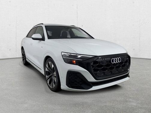 Glacier White Metallic 2026 Audi Q8 55 Premium Plus