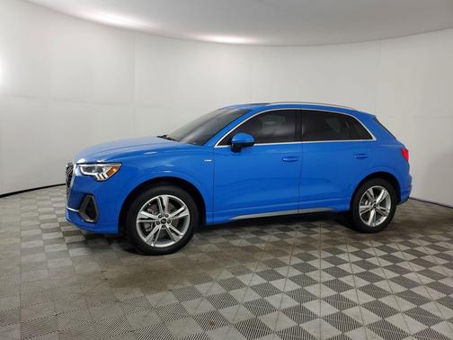 2022 Audi Q3 45 S line Premium Plus