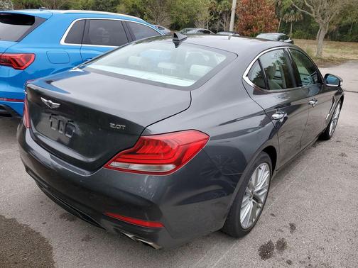 2020 Genesis G70 2.0T RWD