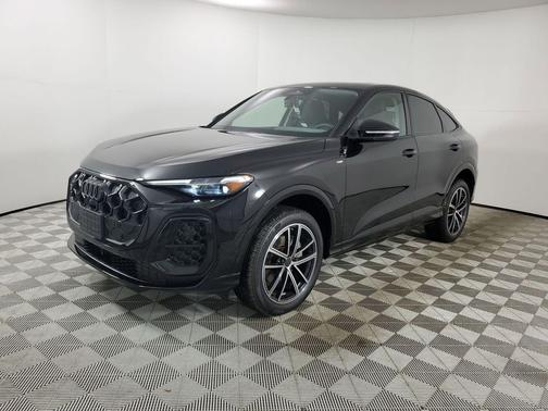 Mythos Black Metallic 2026 Audi Q5 Sportback Premium Plus TFSI quattro S tronic