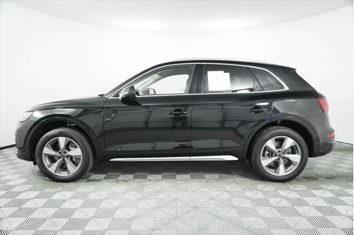 2024 Audi Q5 40 Premium
