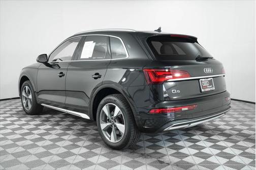 2024 Audi Q5 40 Premium