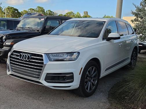 2019 Audi Q7 55 Premium Plus