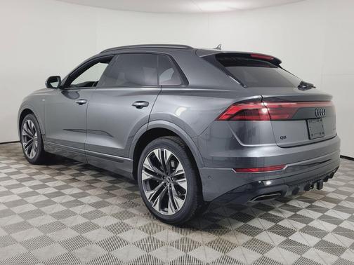 2026 Audi Q8 55 Premium Plus