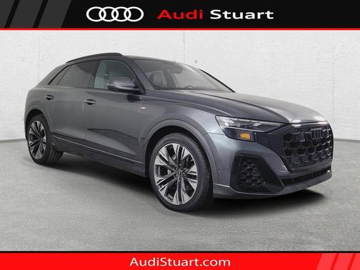 Daytona Gray Pearl Effect 2026 Audi Q8 55 Premium Plus