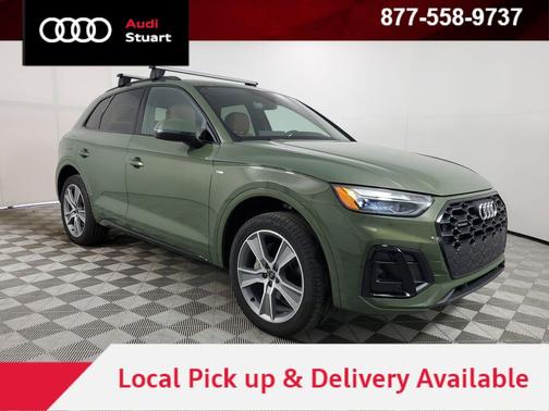 District Green Metallic 2025 Audi Q5 45 S line Premium