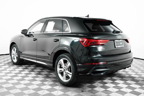 2022 Audi Q3 45 S line Premium Plus