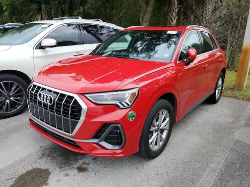 2023 Audi Q3 45 S line Premium Plus