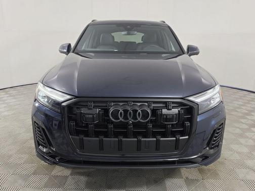 Waitomo Blue Metallic 2026 Audi Q7 45 Premium Plus