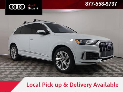 Glacier White Metallic 2023 Audi Q7 45 Premium