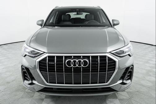 2024 Audi Q3 Premium 45 TFSI S line quattro Tiptronic