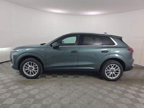 Sage Green Metallic 2026 Audi Q3 TFSI quattro S tronic