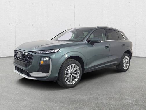 Sage Green Metallic 2026 Audi Q3 TFSI quattro S tronic