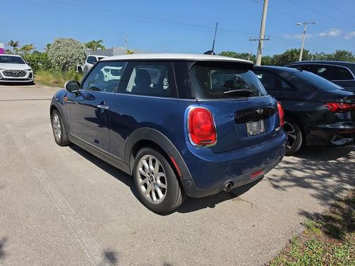 Deep Blue Metallic 2016 MINI Hardtop Cooper