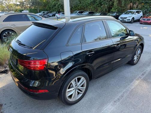 2018 Audi Q3 2.0T Premium