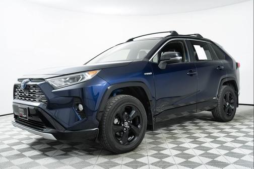 2019 Toyota RAV4 Hybrid SE