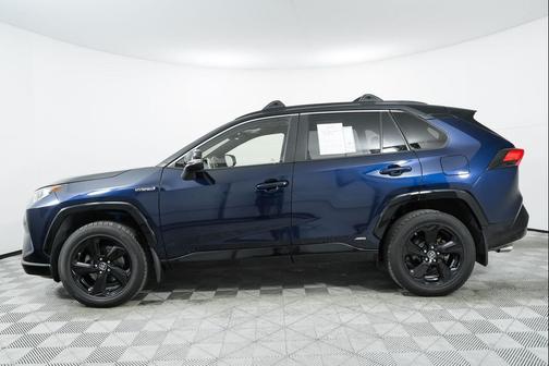 2019 Toyota RAV4 Hybrid SE
