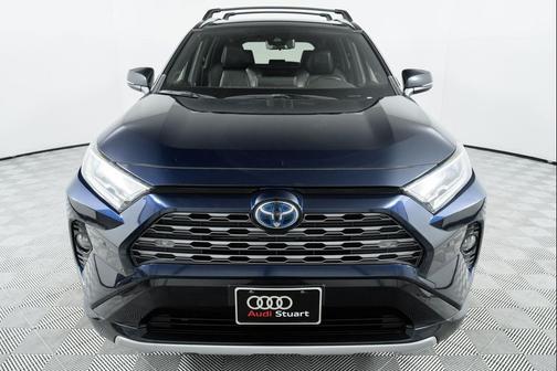 2019 Toyota RAV4 Hybrid SE