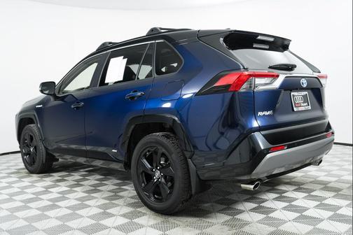 2019 Toyota RAV4 Hybrid SE