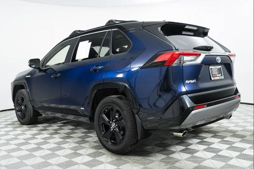 2019 Toyota RAV4 Hybrid SE