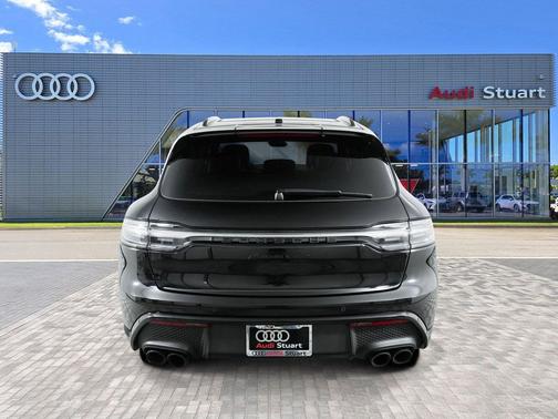 2024 Porsche Macan GTS