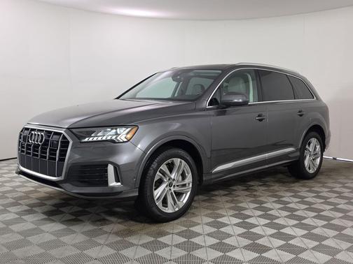Gray Metallic 2023 Audi Q7 45 Premium Plus