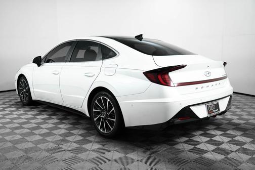 2021 Hyundai SONATA Limited