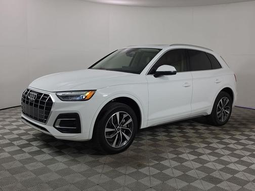 Ibis White 2021 Audi Q5 45 Premium Plus