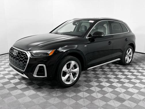 2022 Audi Q5 45 S line Premium Plus