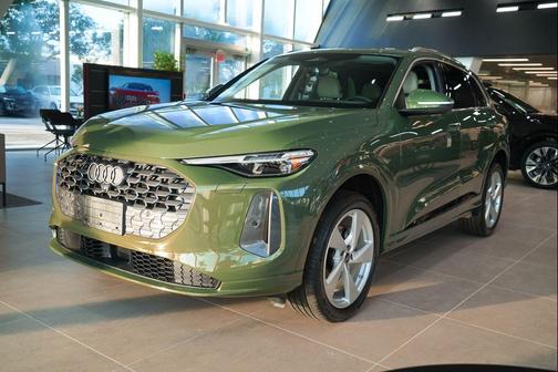 2025 Audi Q5 Premium Plus