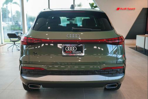 2025 Audi Q5 Premium Plus