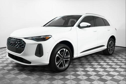 2025 Audi Q5 Premium