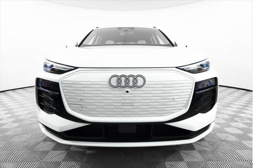 2025 Audi Q6 e-tron Premium