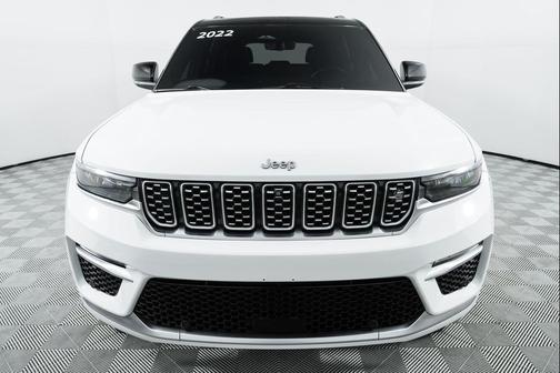 2022 Jeep Grand Cherokee Summit