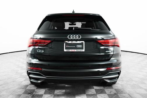 2024 Audi Q3 45 S line Premium Plus