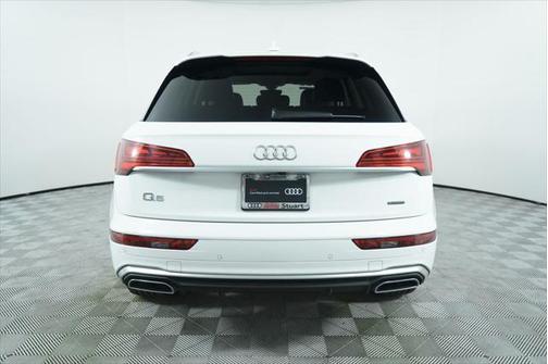 2023 Audi Q5 45 S line Premium Plus